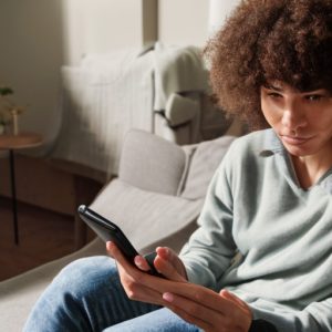 Cara Mengatasi Lagi Koneksi Internet di Smartphone dengan Mudah